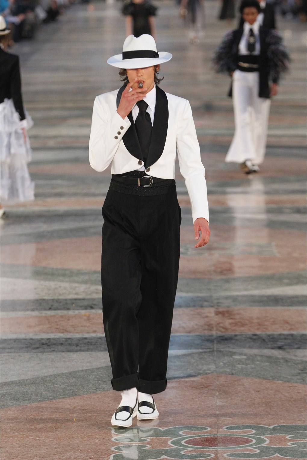 CHANEL_RES17_138_20160504072518