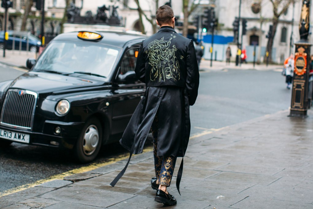https-gentsome-com20170107onthestreet-london-fashion-week-january-20171